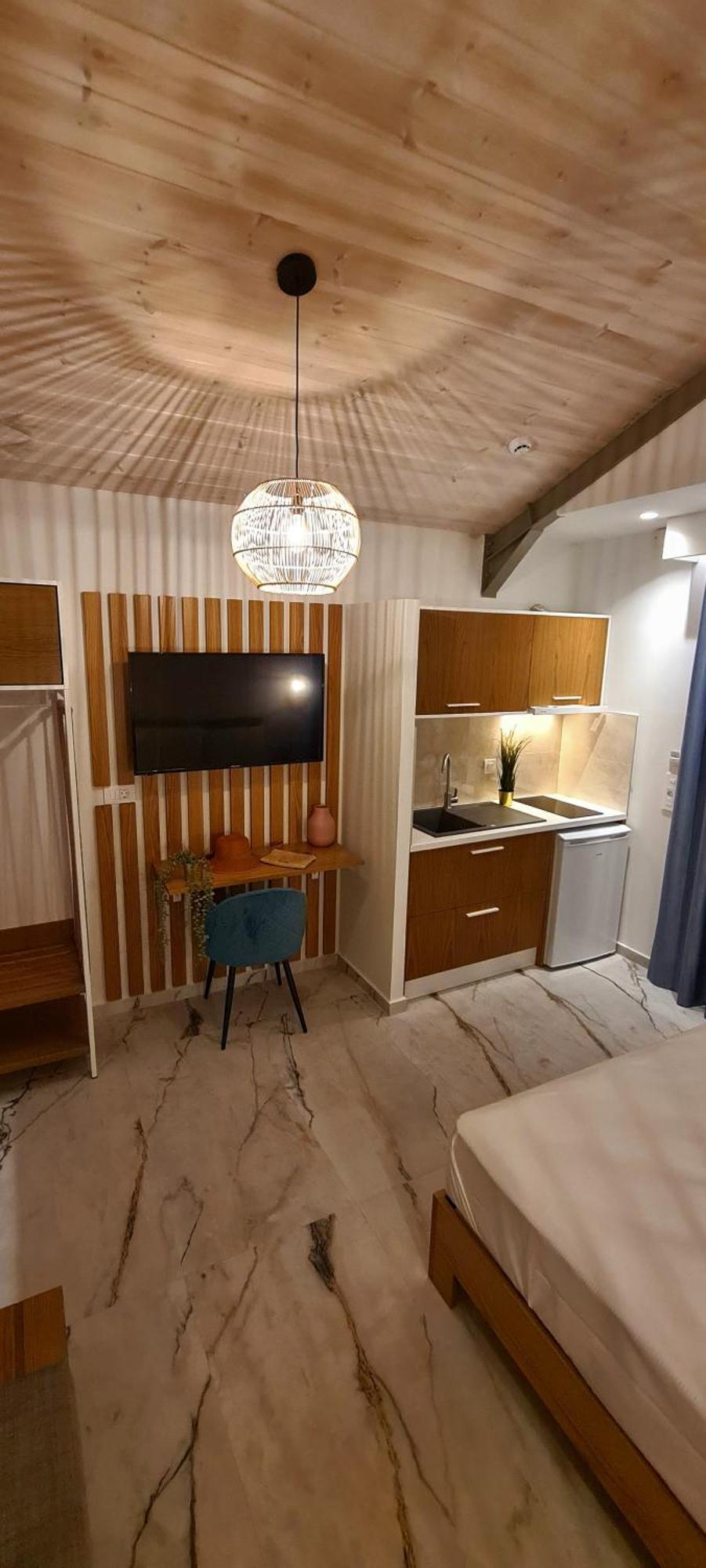 Costa Anastasia_Sea View Suites Vrasná Habitación foto