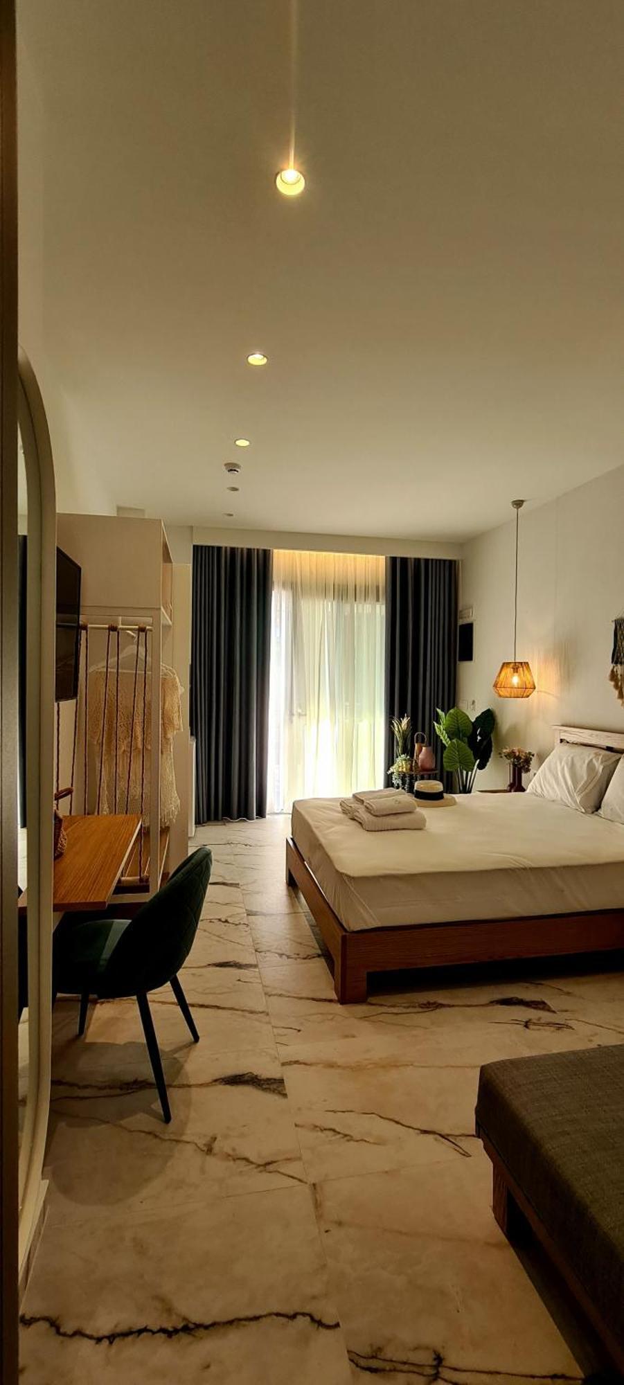 Costa Anastasia_Sea View Suites Vrasná Habitación foto